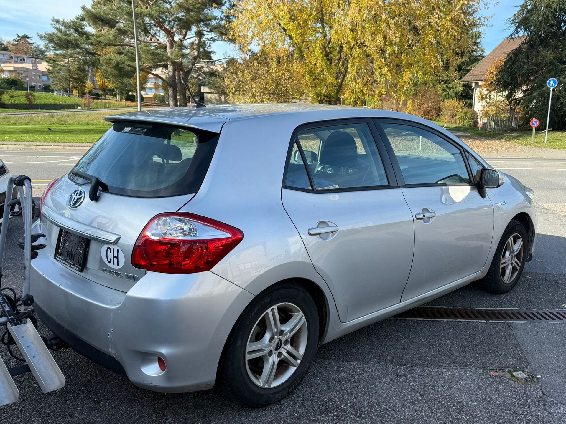 TOYOTA Auris 1.8 16V HSD Linea Sol Premium-image-4