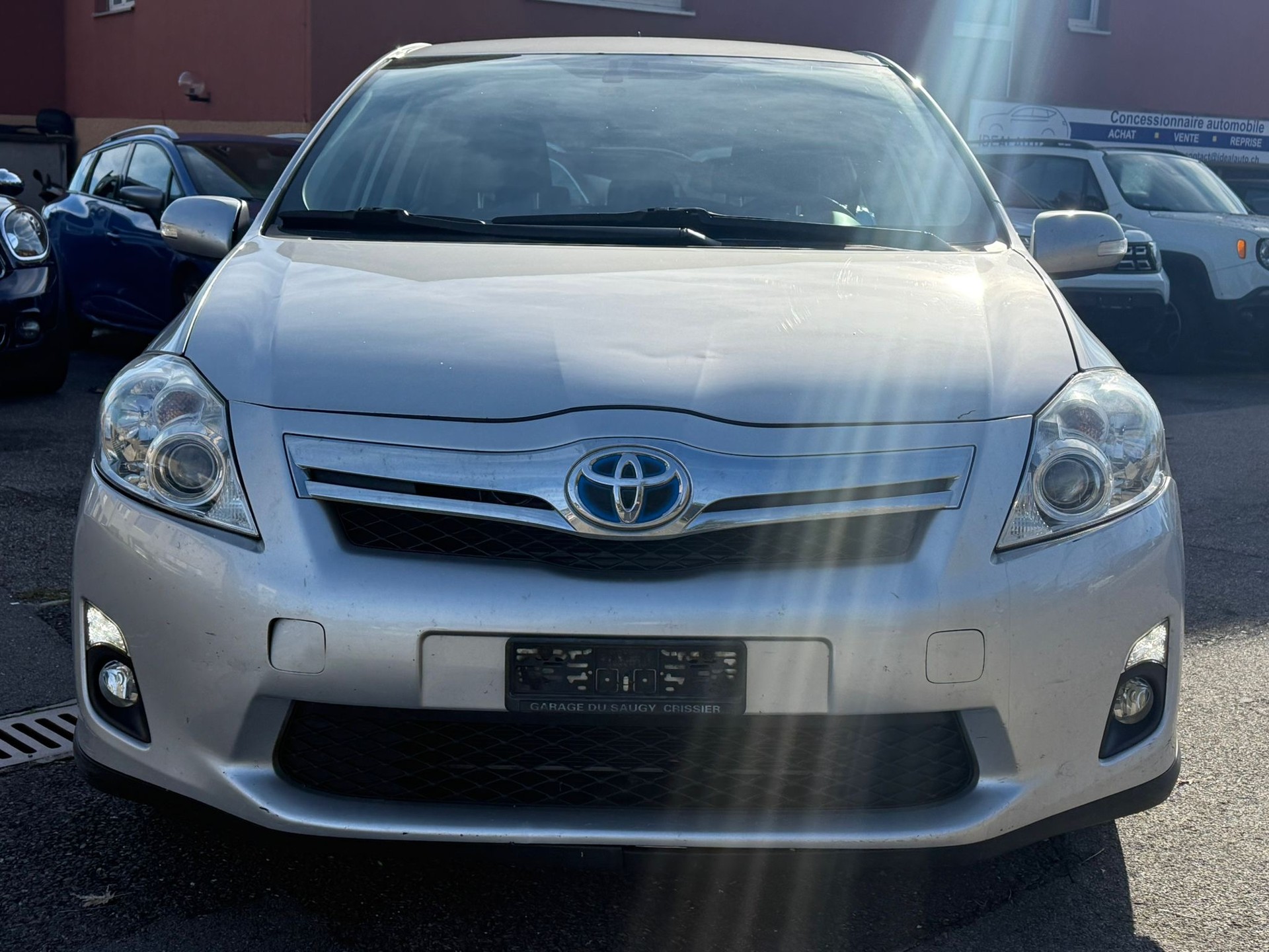 TOYOTA Auris 1.8 16V HSD Linea Sol Premium-image-0
