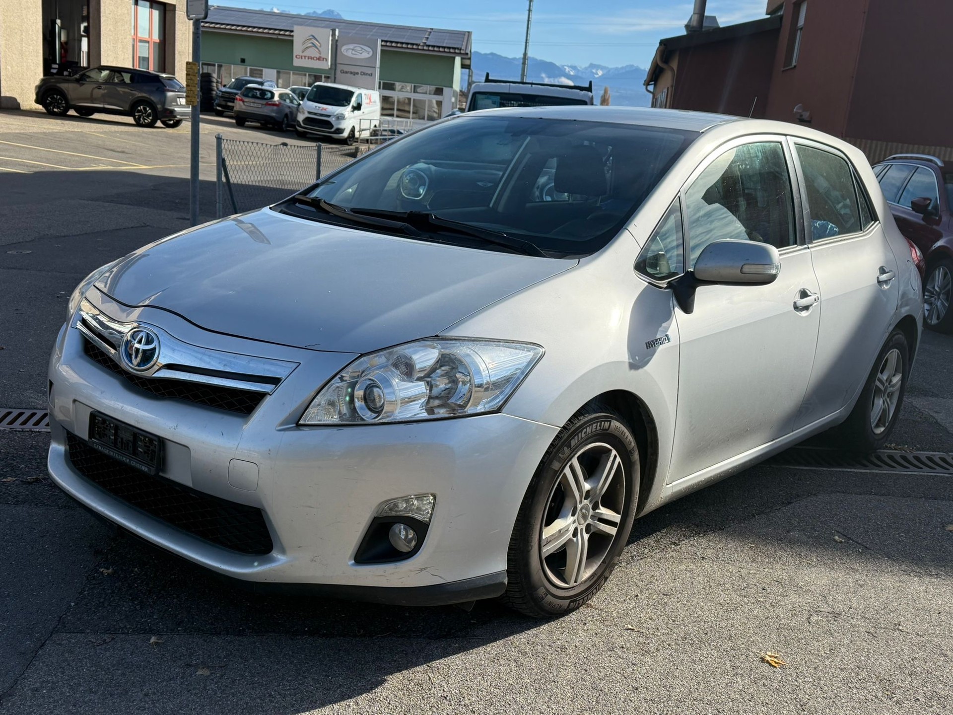 TOYOTA Auris 1.8 16V HSD Linea Sol Premium-image-1
