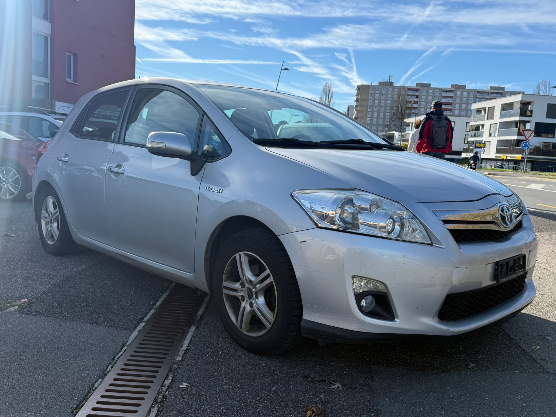 TOYOTA Auris 1.8 16V HSD Linea Sol Premium-image-3