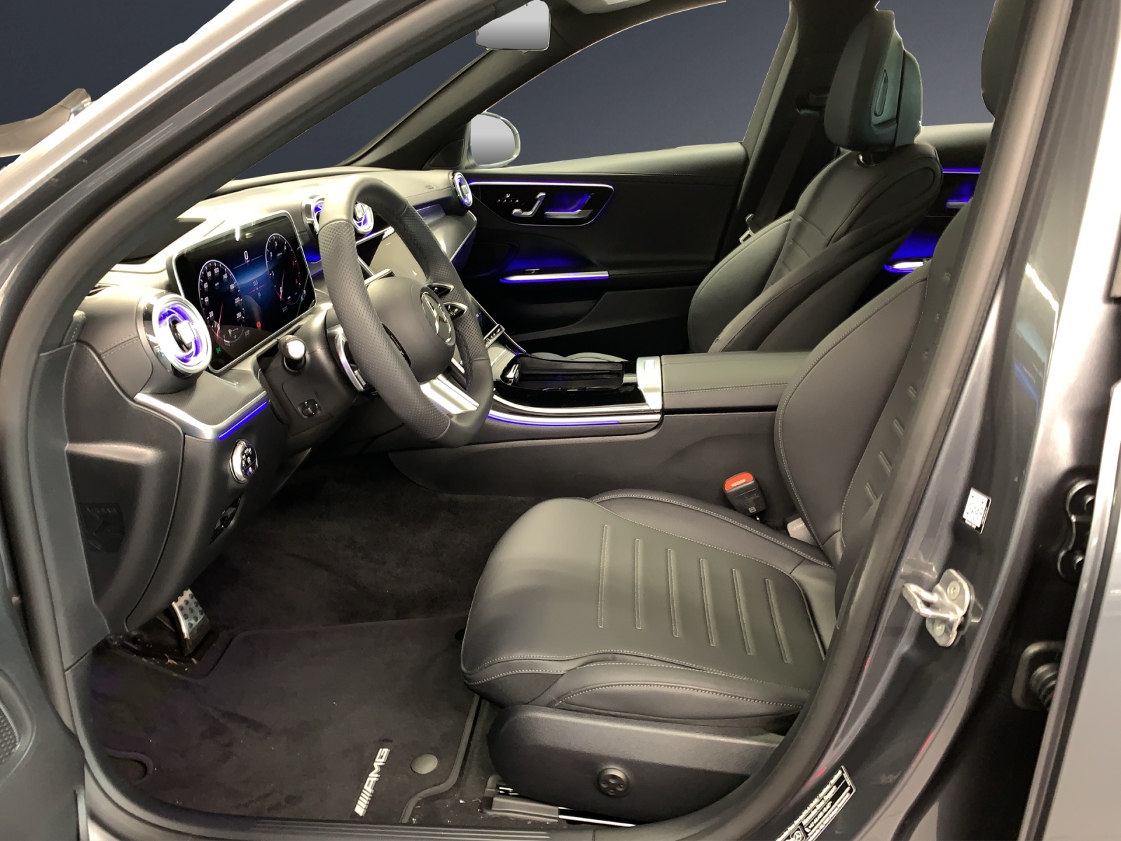 MERCEDES-BENZ C 220d 4 MATIC-image-6