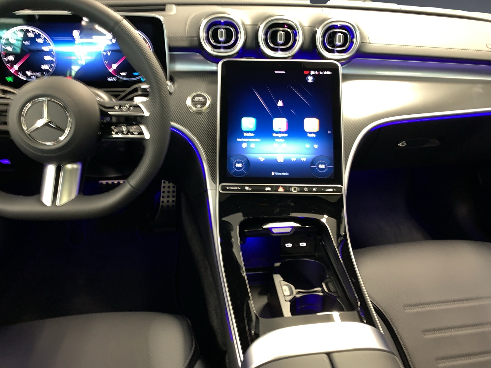 MERCEDES-BENZ C 220d 4 MATIC-image-8