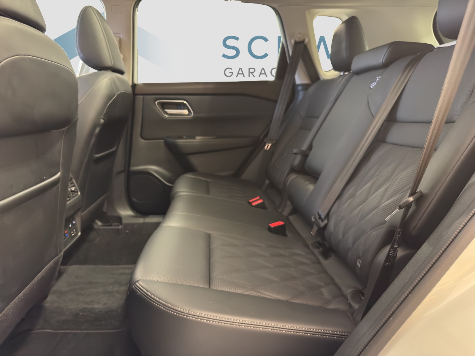 NISSAN X-TRAIL 1.5 VC-T Tekna+ e-4orce-image-7