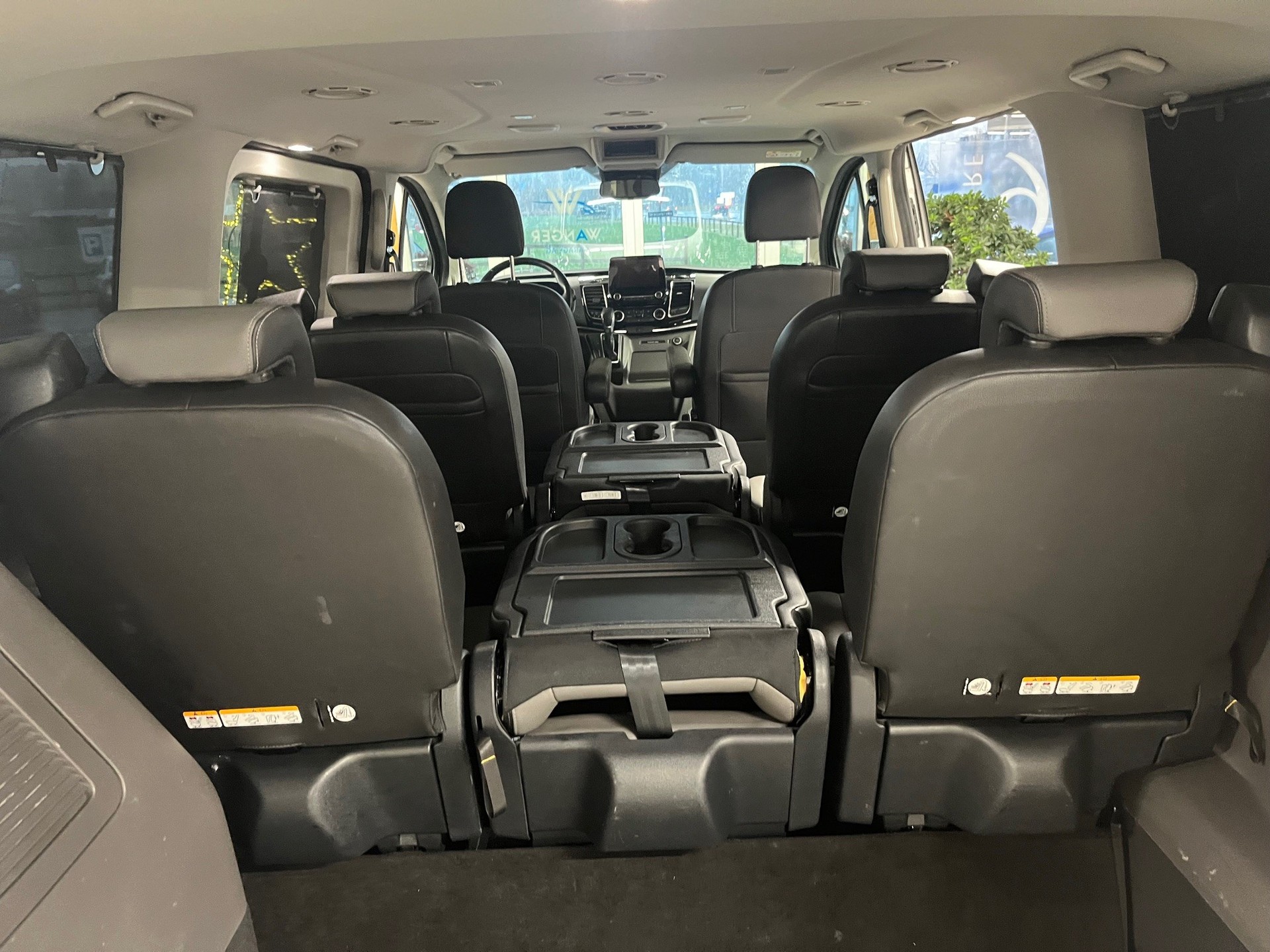 FORD Tourneo Custom 320 L1H1 Titanium A-image-12