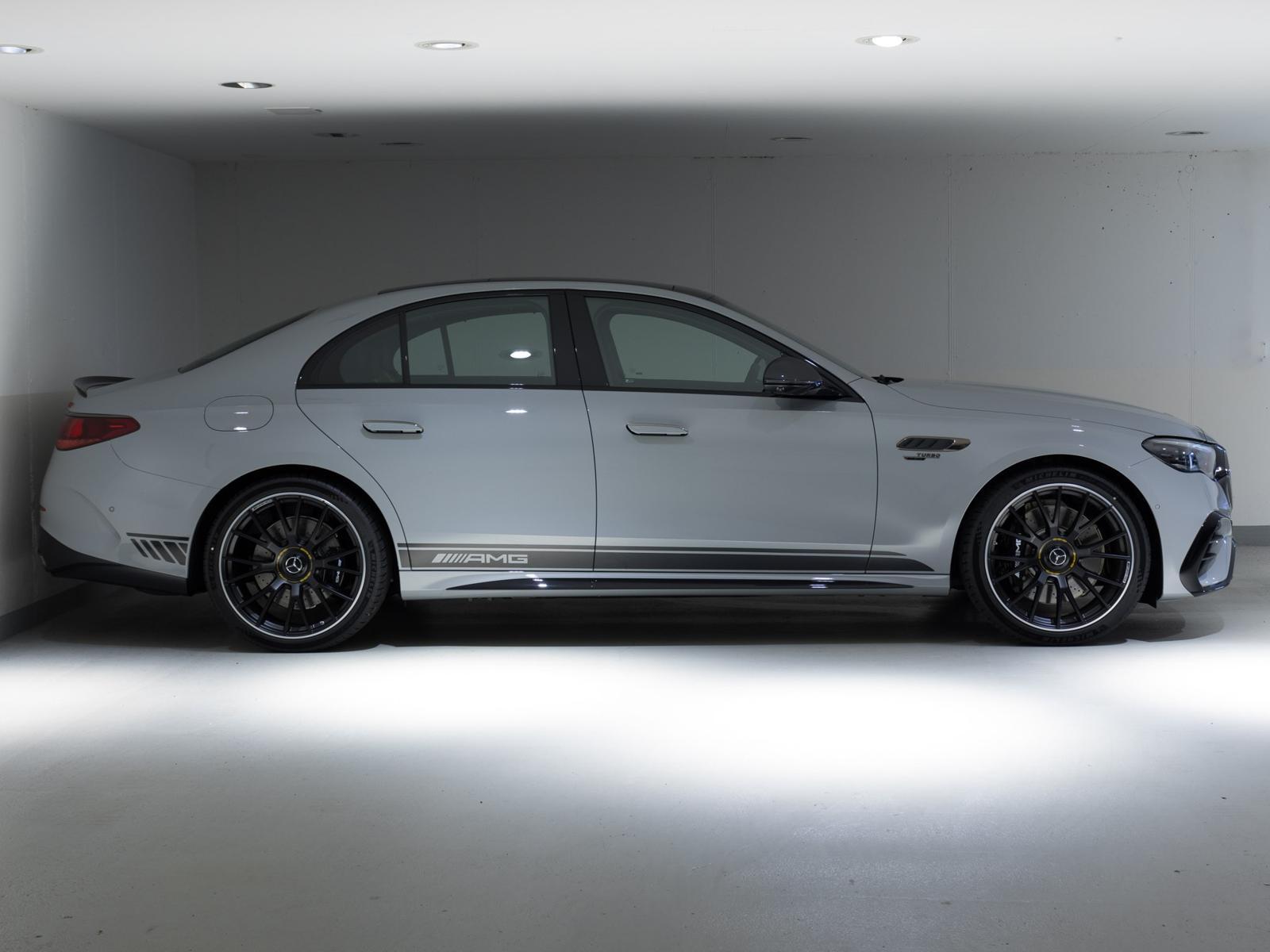 MERCEDES-BENZ E 53 AMG Hybrid 4MATIC+-image-1