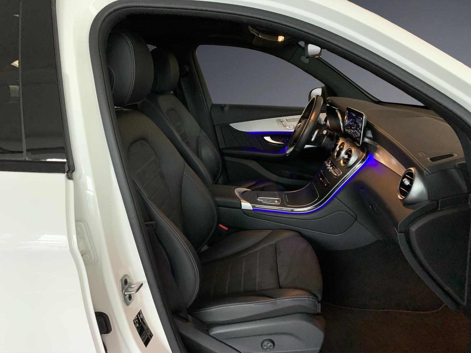 Image MERCEDES-BENZ GLC-300 GLC 300 d AMG Line 4Matic