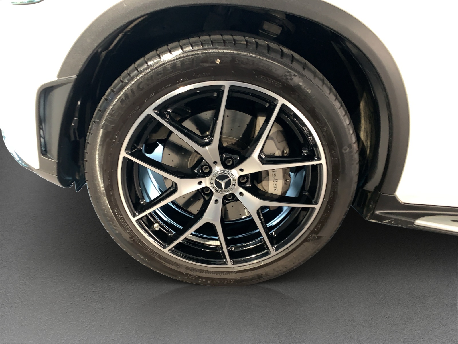 Image MERCEDES-BENZ GLC-300 GLC 300 d AMG Line 4Matic