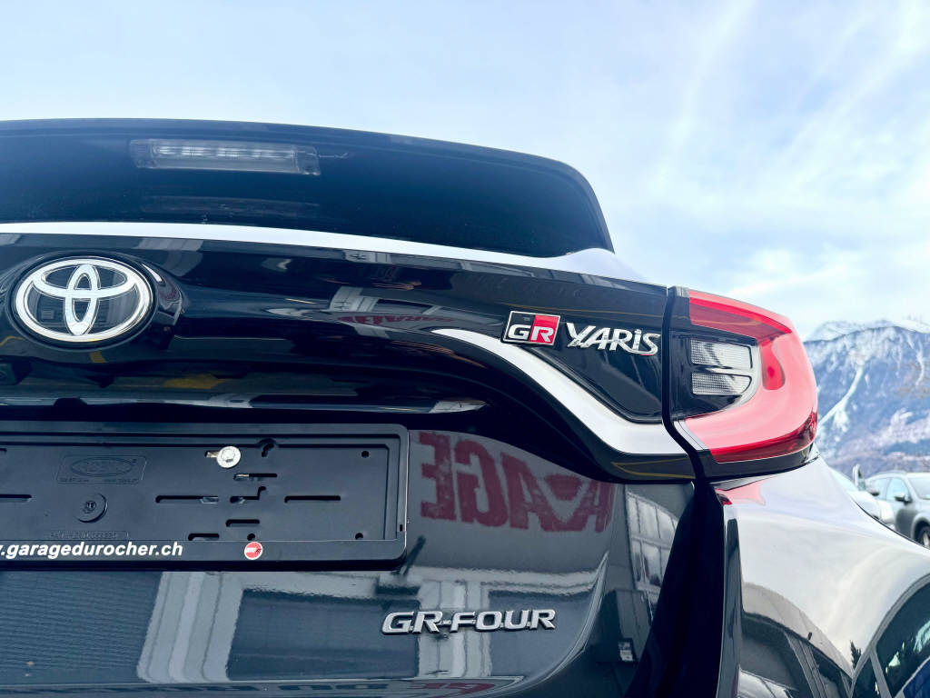 TOYOTA GR Yaris 1.6 Turbo Sport 4x4-showroom-element-3