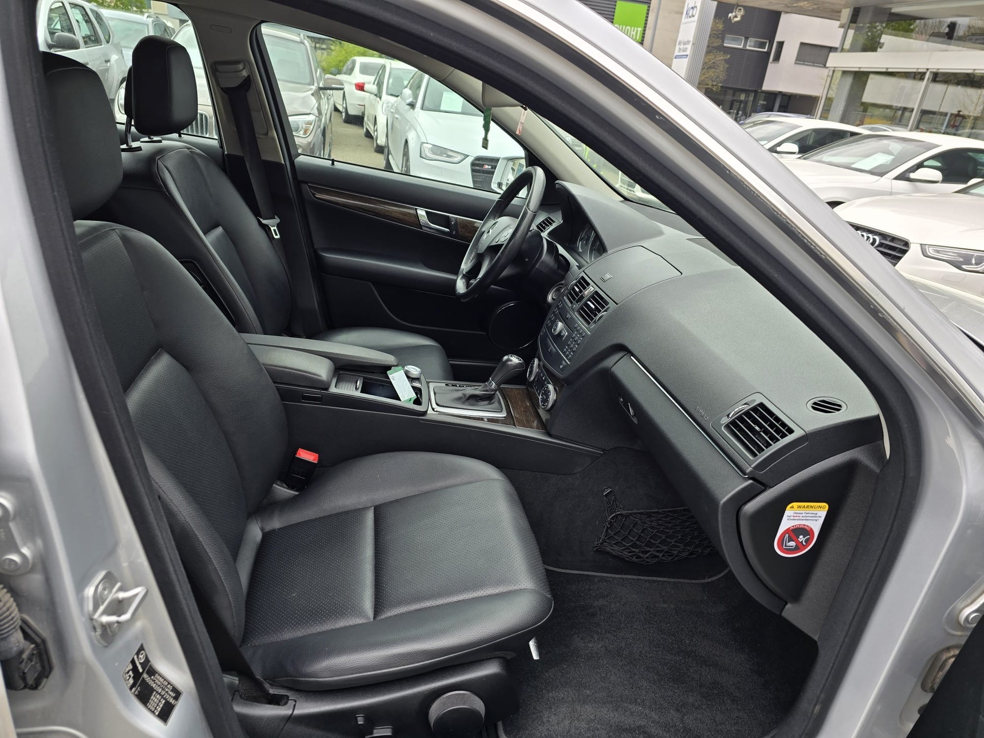 MERCEDES-BENZ C 220 CDI Elégance Automatic-image-11