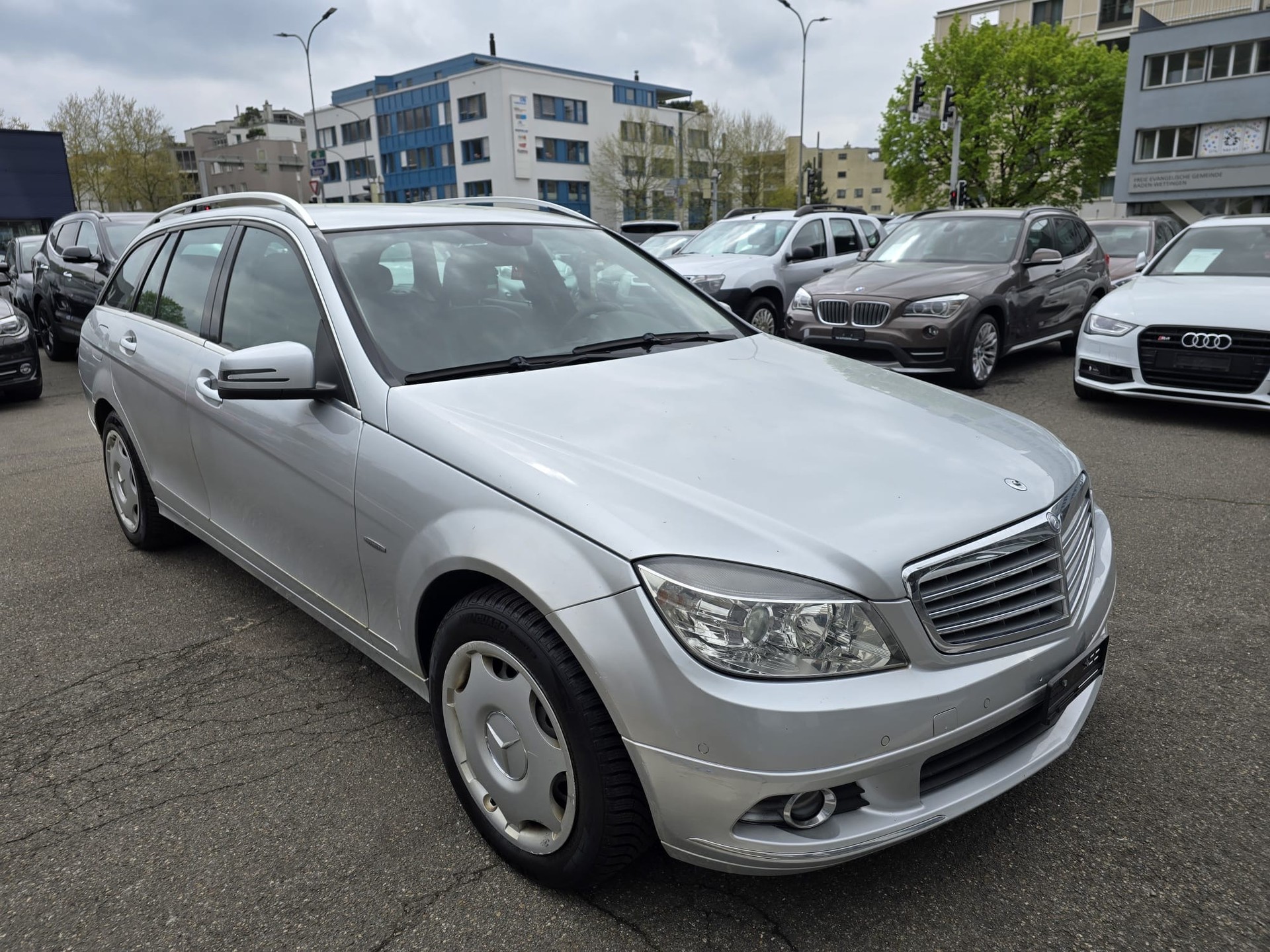 MERCEDES-BENZ C 220 CDI Elégance Automatic-image-1
