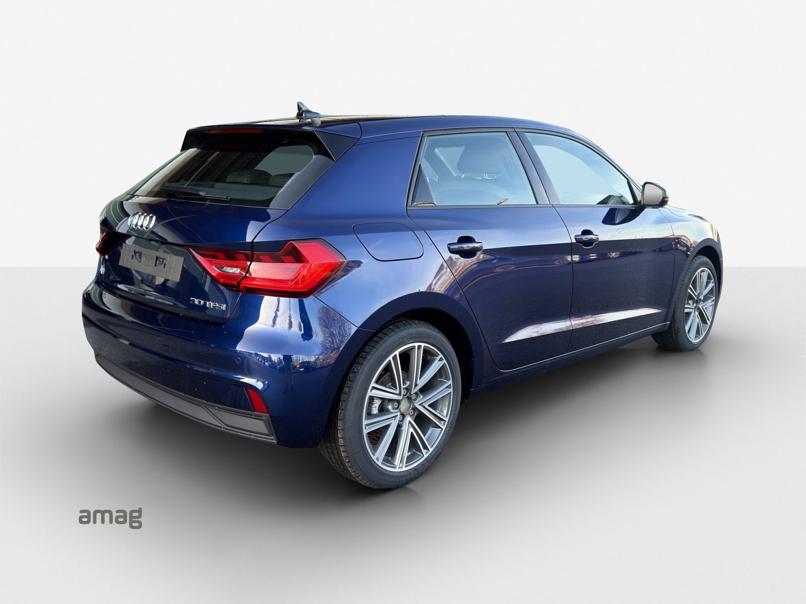AUDI A1 Sportback 30 TFSI Attraction S-tronic-image-4