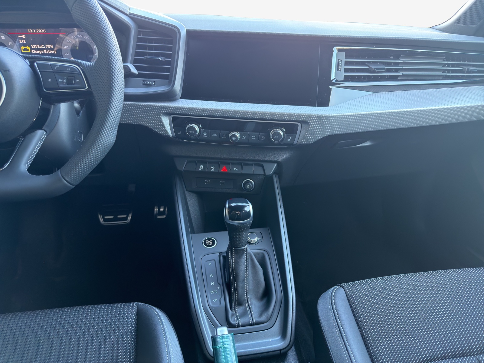 AUDI A1 Sportback 30 TFSI Attraction S-tronic-image-10