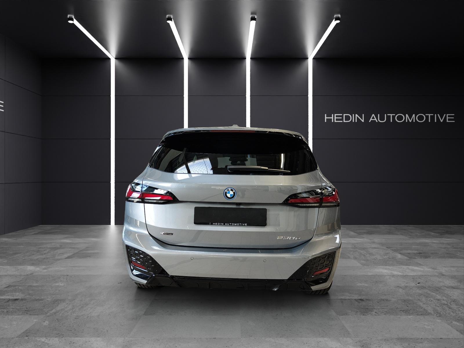 BMW 230e xDrive paddles Active Tourer-image-11