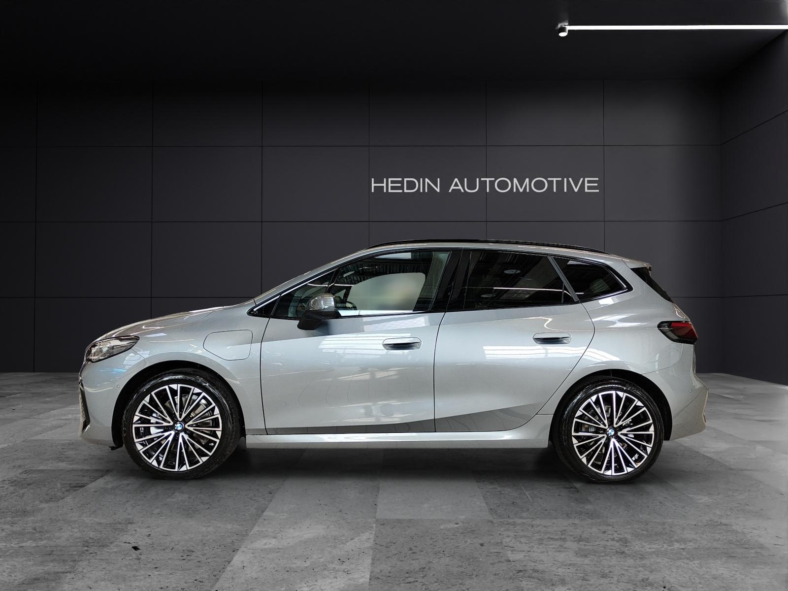 BMW 230e xDrive paddles Active Tourer-image-3