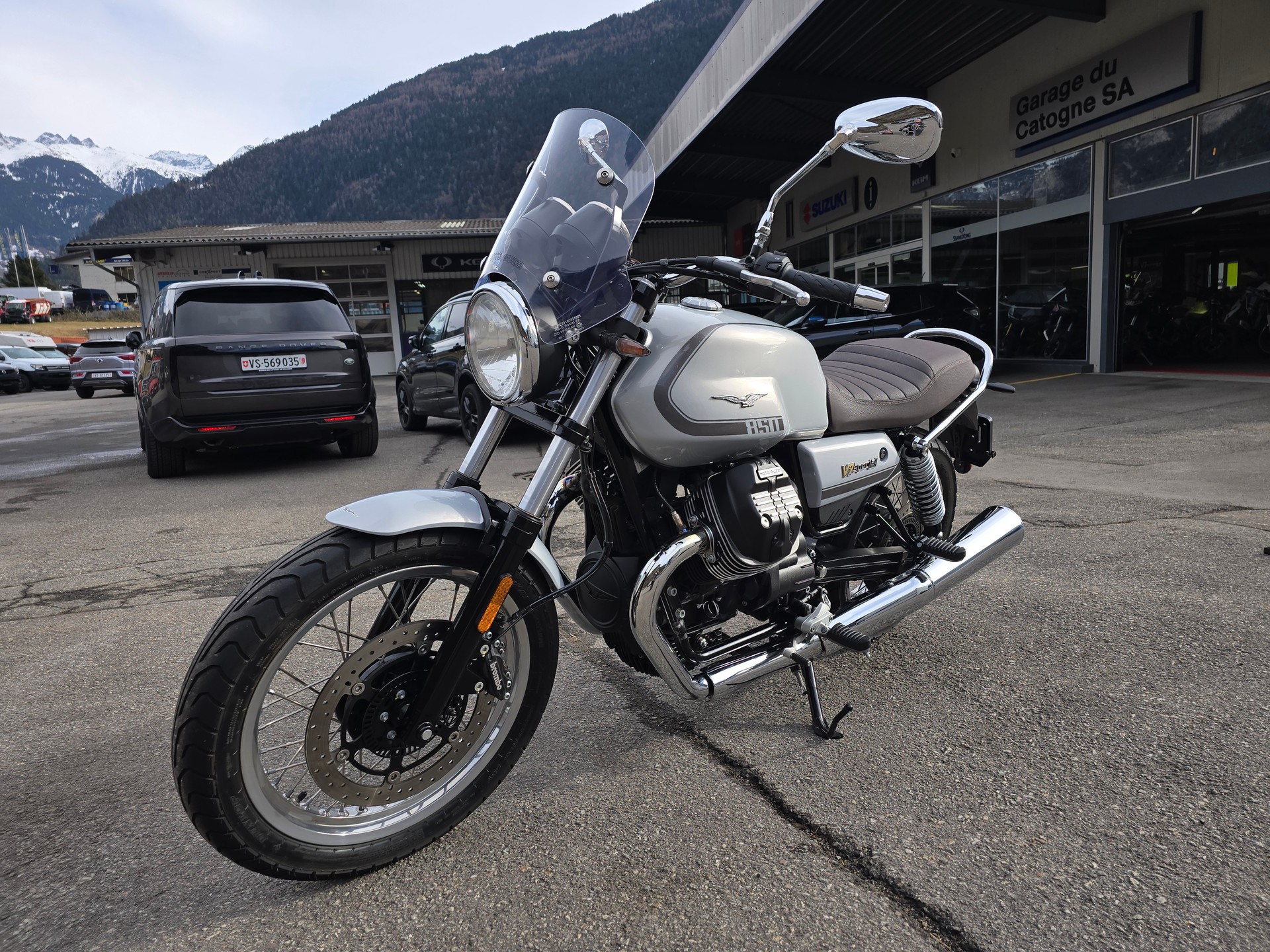 MOTO GUZZI V7 IV 850 Special-image-1