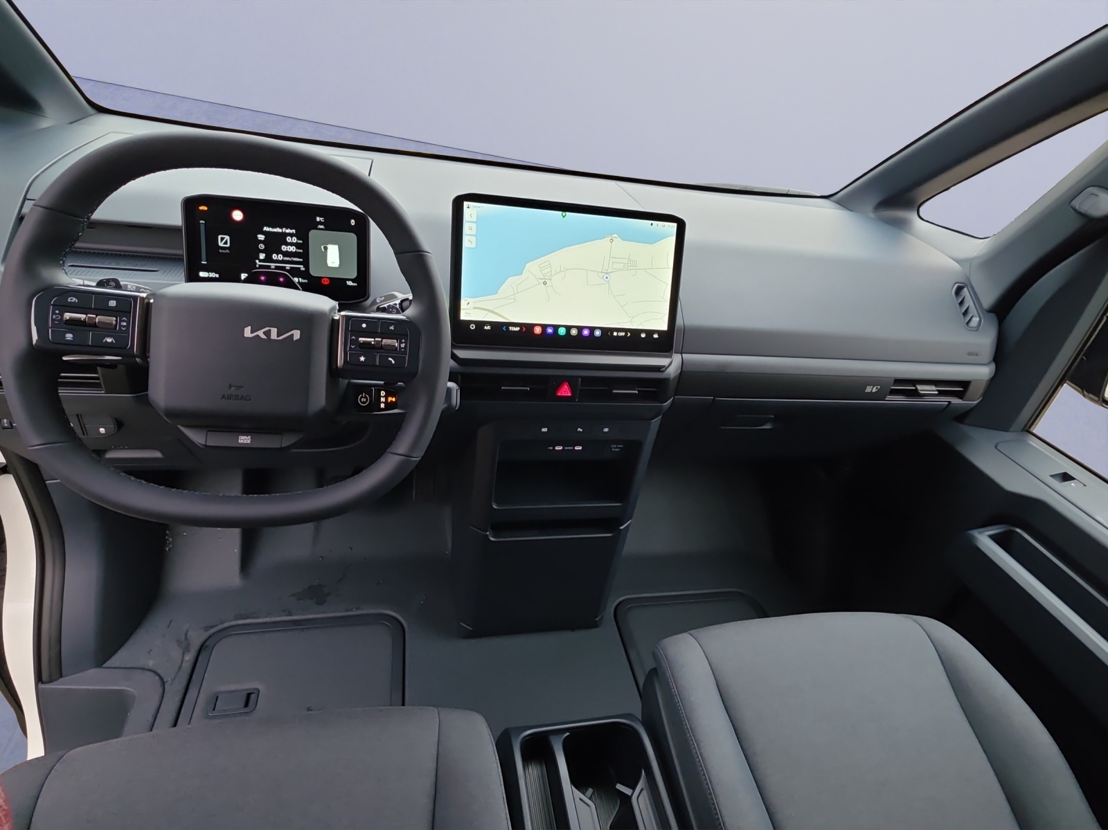 KIA PV5 Cargo 51.5 kWh Essential mit Bott Innenausbau-image-15