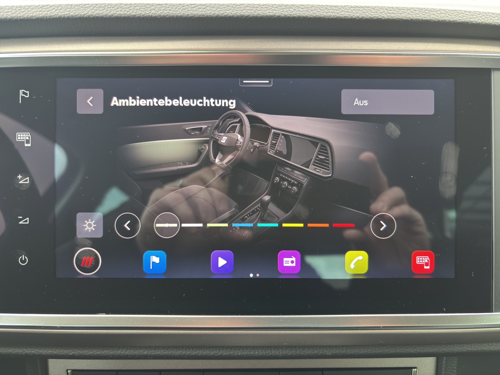 SEAT Ateca 1.5 TSI EVO DSG Xperience mit LED-Scheinwerfer und Rückfahrkamrea-image-26