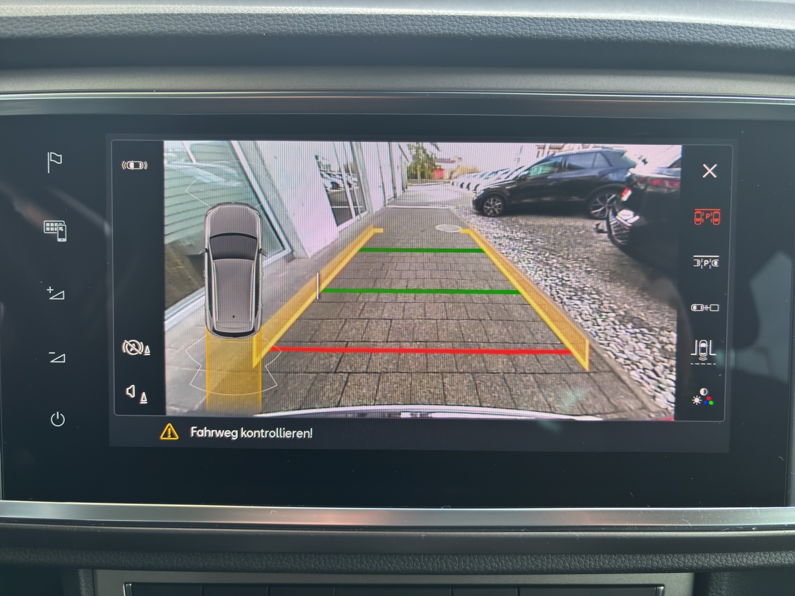 SEAT Ateca 1.5 TSI EVO DSG Xperience mit LED-Scheinwerfer und Rückfahrkamrea-image-22