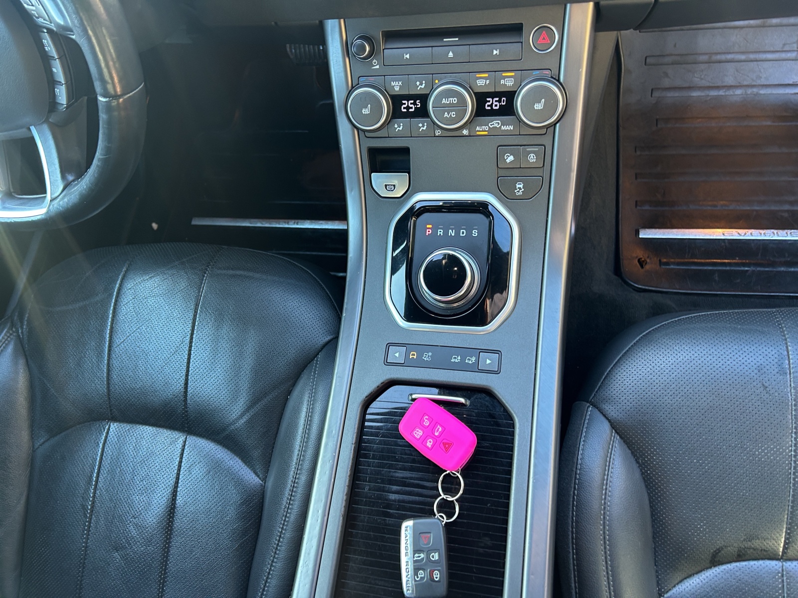 LAND ROVER Range Rover Evoque 2.0 TD4 HSE Dynamic AT9-image-10