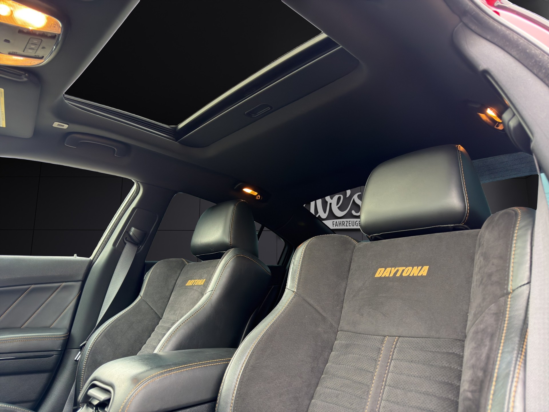 DODGE SRT 392 DAYTONA-image-16