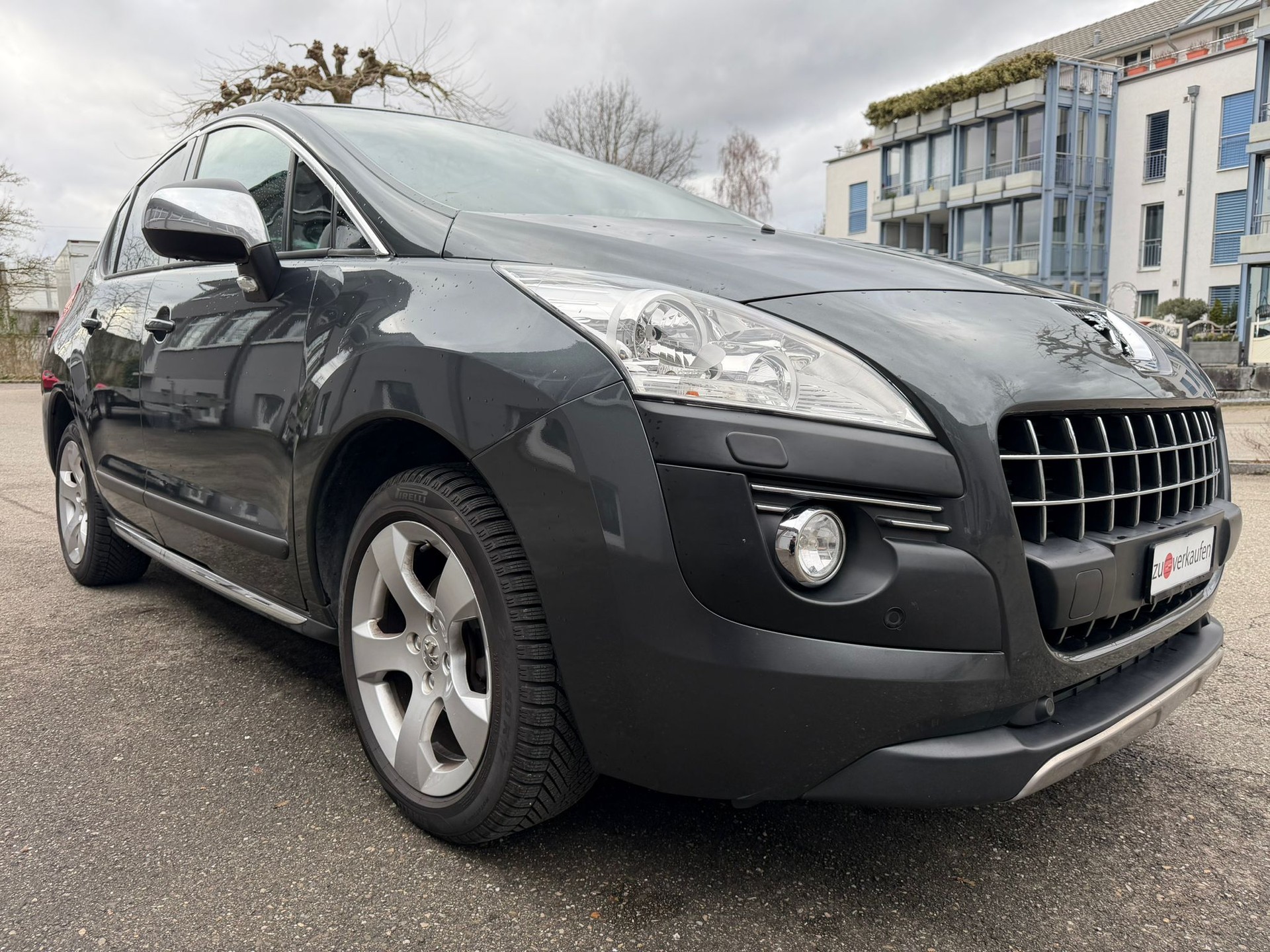 PEUGEOT 3008 1.6 HDI Sport Pack EGS6-image-2