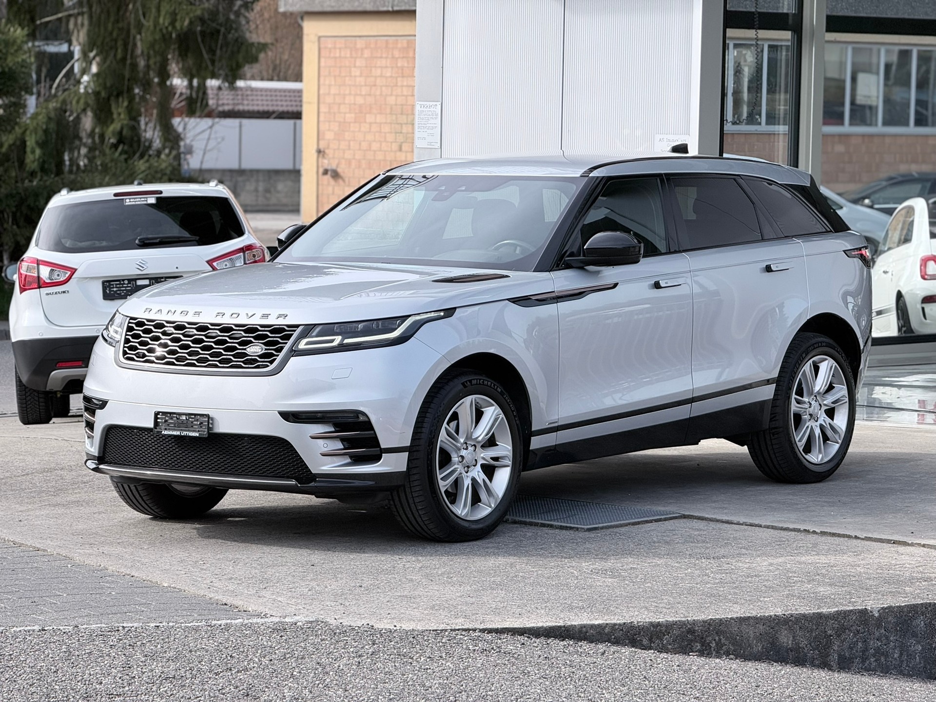 LAND ROVER Range Rover Velar R-Dynamic P 250 S Automatic-image-0