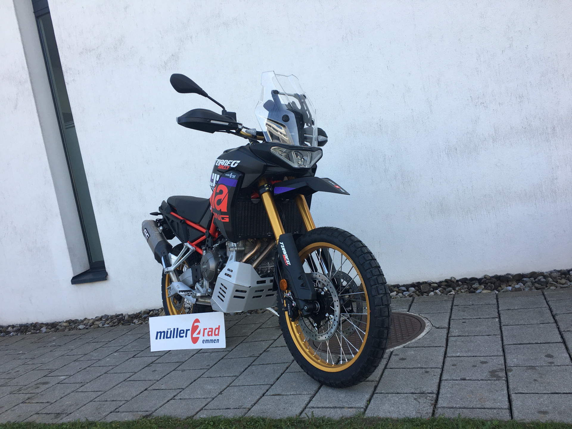 APRILIA Tuareg 660 Rally-showroom-element-1