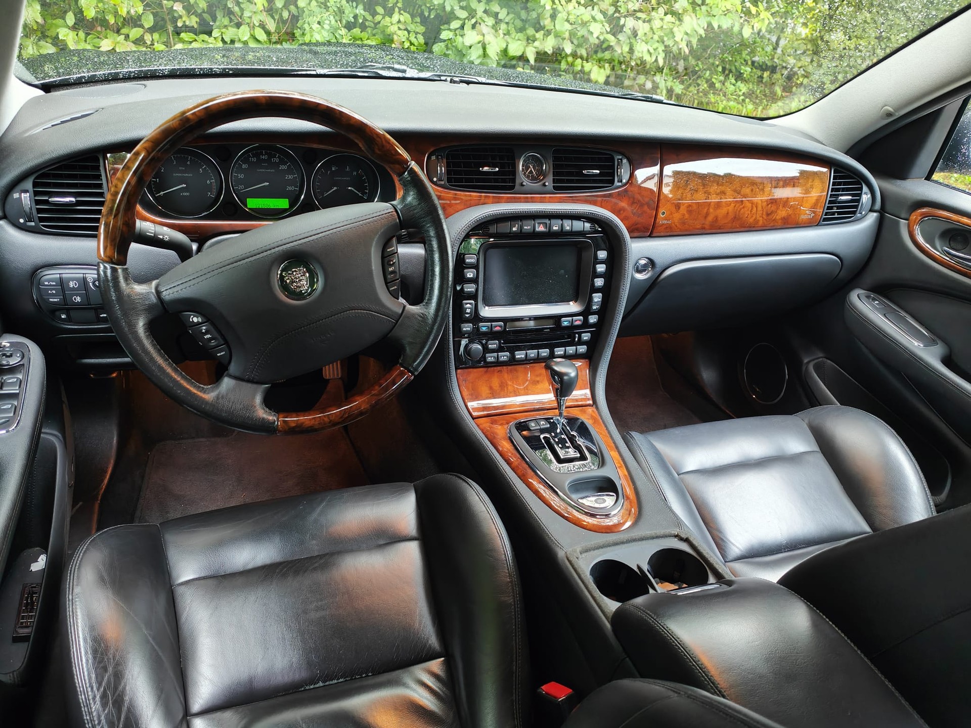 JAGUAR XJR 4.2 V8 S/C-image-5