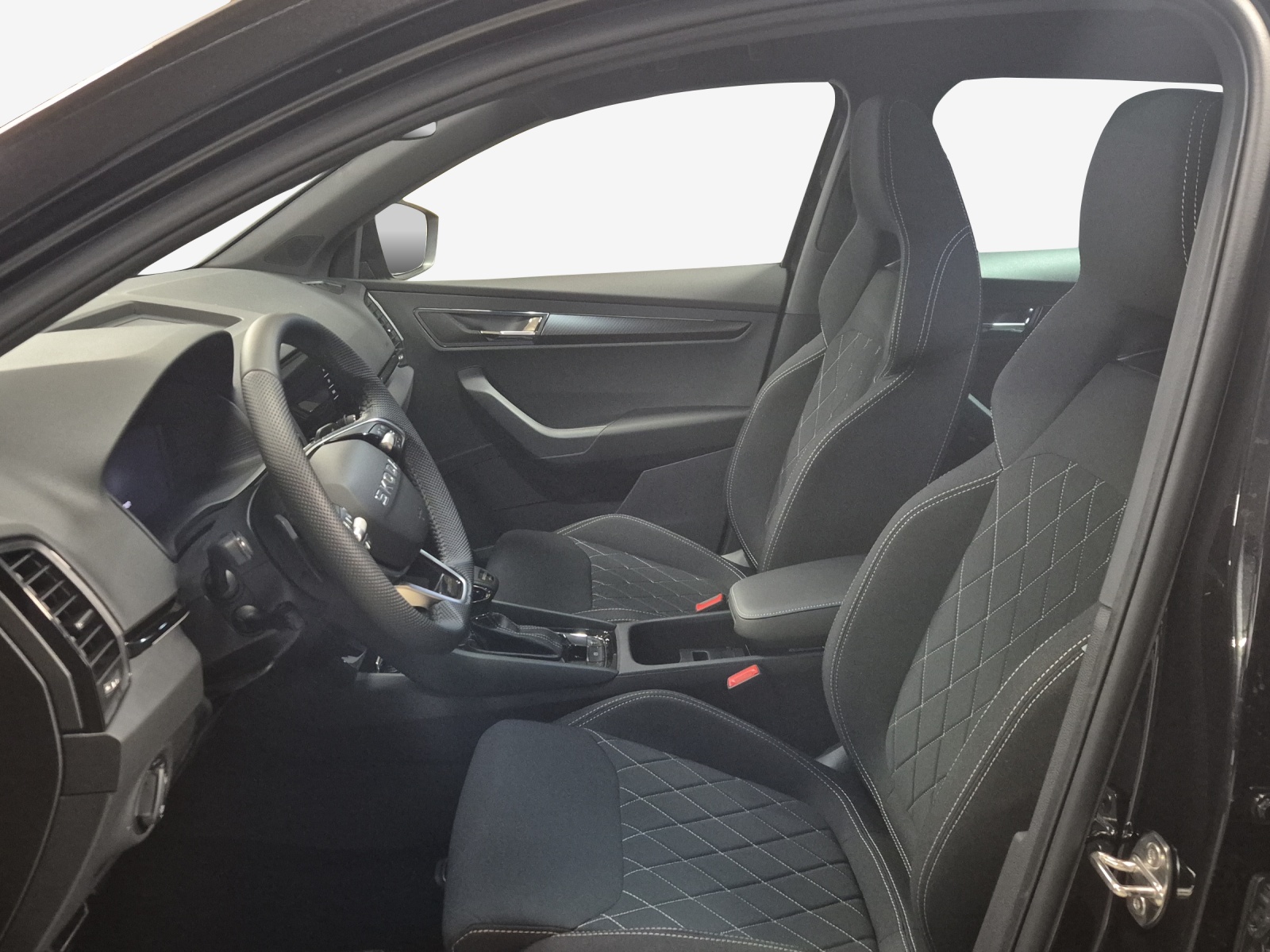 SKODA Karoq 2.0 TSI Dynamic Limited Edition 4x4 DSG-image-7