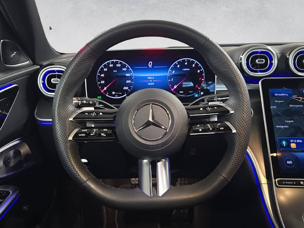 MERCEDES-BENZ C 300 AMG Line 4Matic T-Modell-image-12