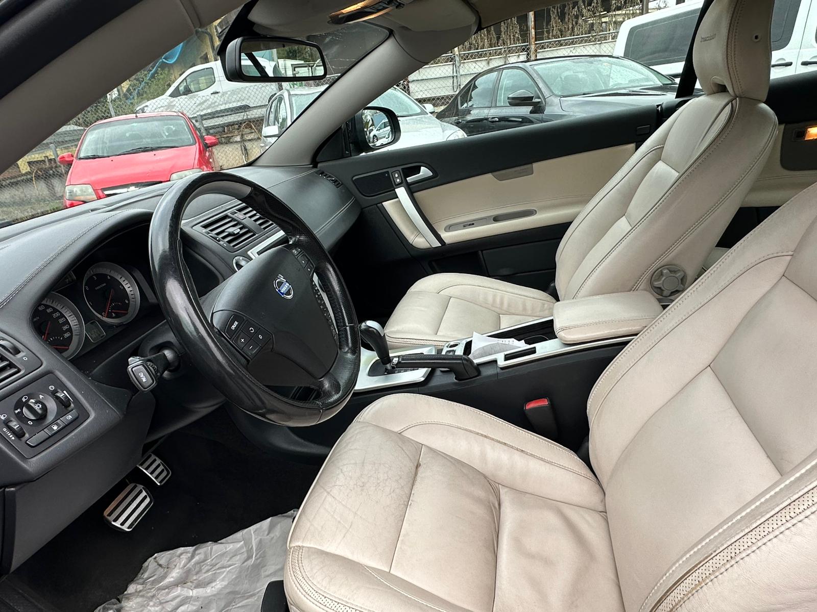 VOLVO C70 Cabrio 2liter Diesel-image-7