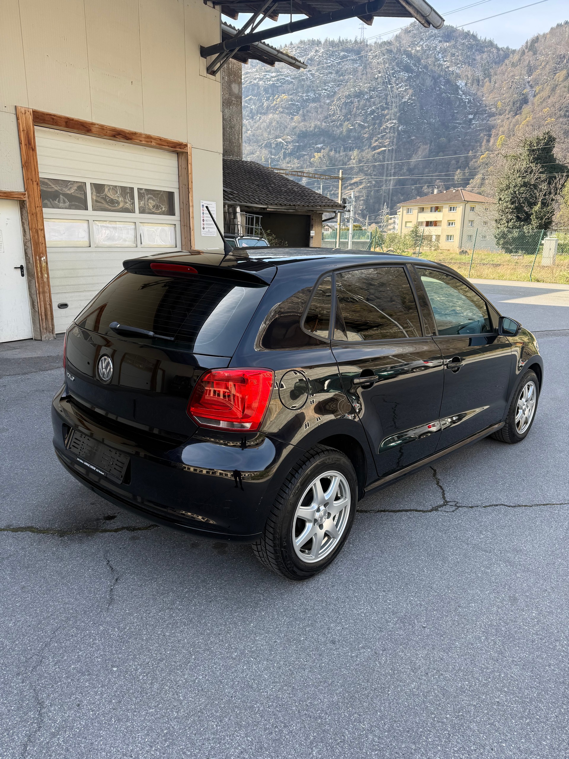 VW POLO-image-4