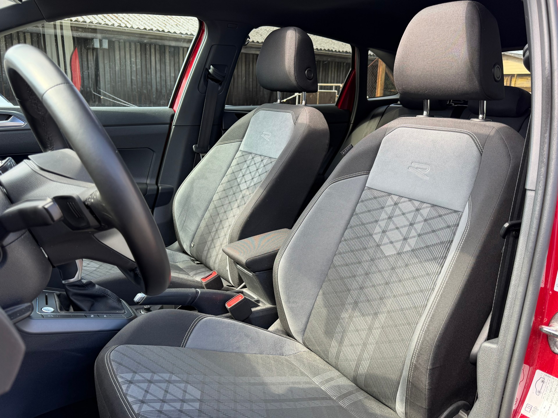 VW Taigo 1.5 TSI R-Line United DSG-image-7