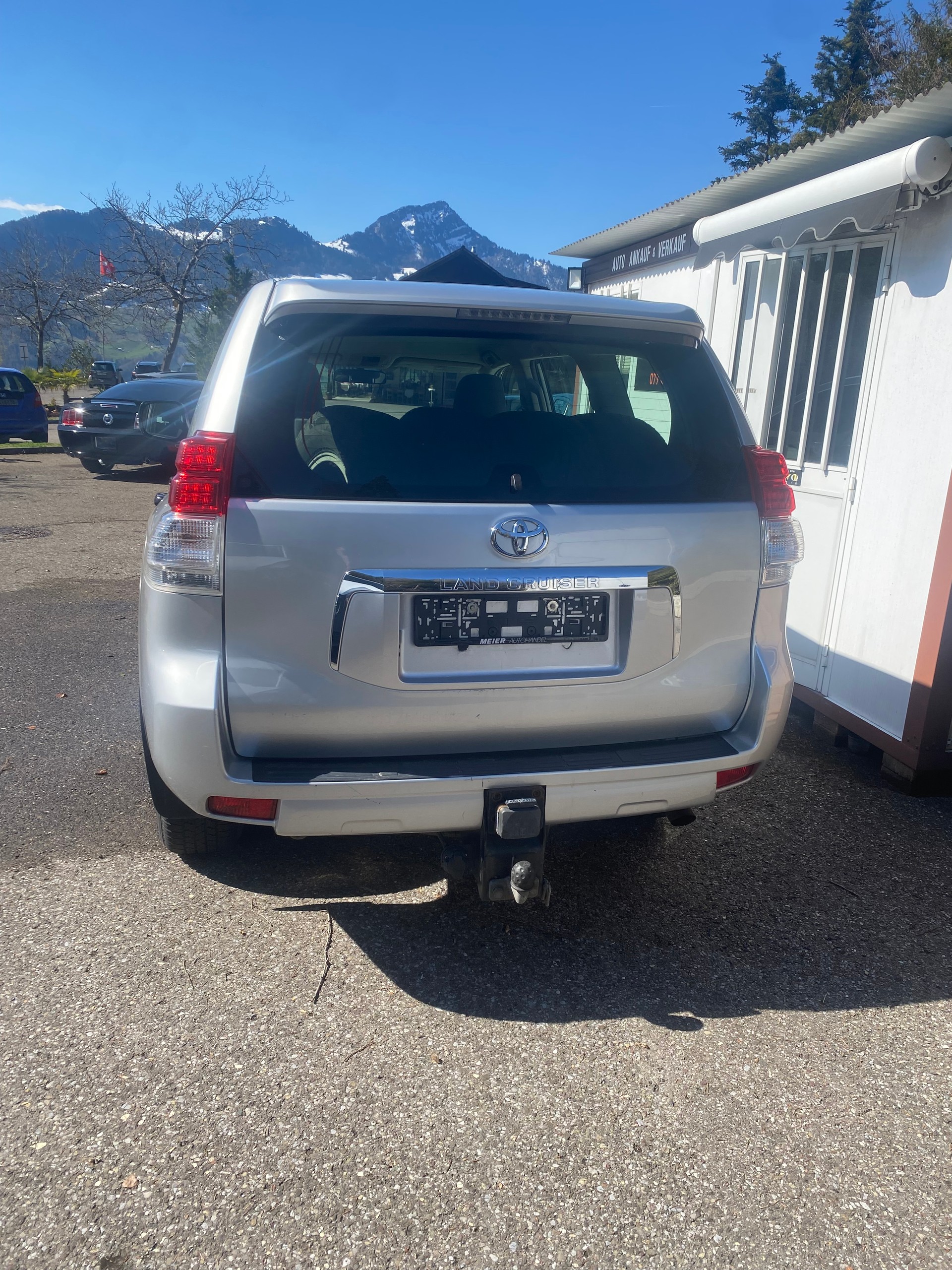 TOYOTA Land Cruiser 3.0 TD Linea Sol Premium Automatic-image-2