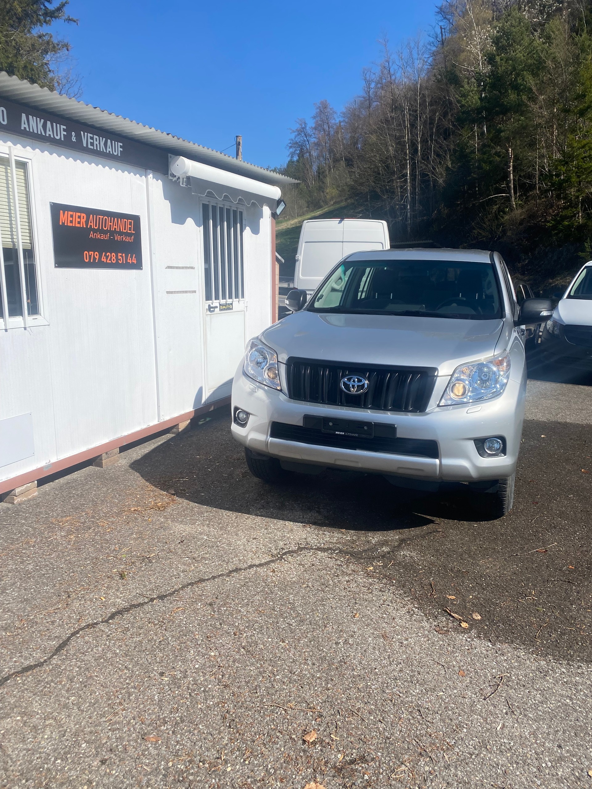 TOYOTA Land Cruiser 3.0 TD Linea Sol Premium Automatic-image-1