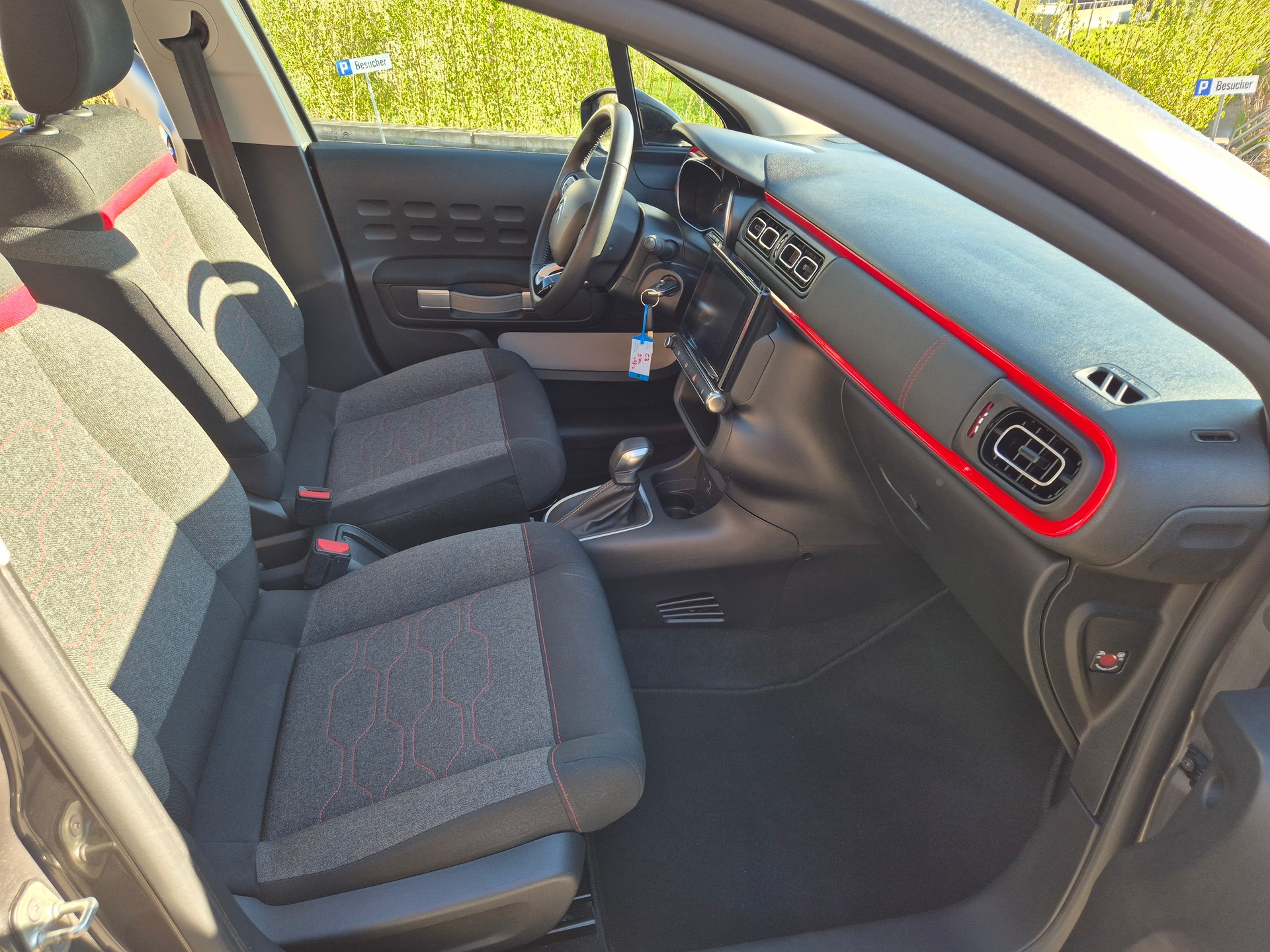 CITROEN C3 1.2i PureTech Shine EAT6-image-11
