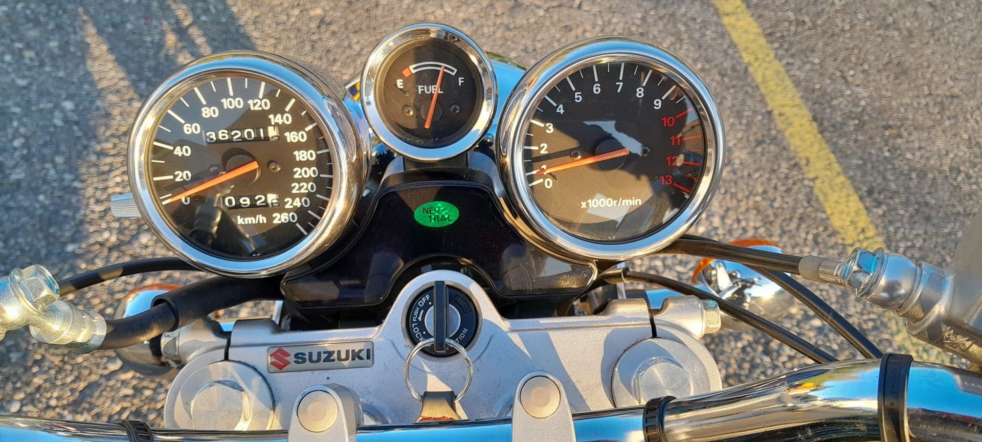 SUZUKI GSX 1100 F P/R-showroom-element-2