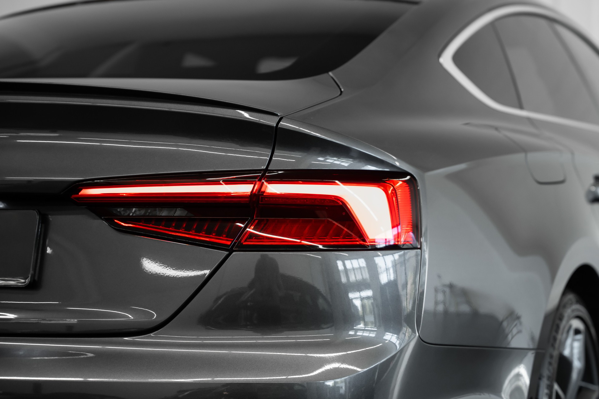 AUDI S5 Sportback 3.0 TFSI quattro tiptronic-image-8