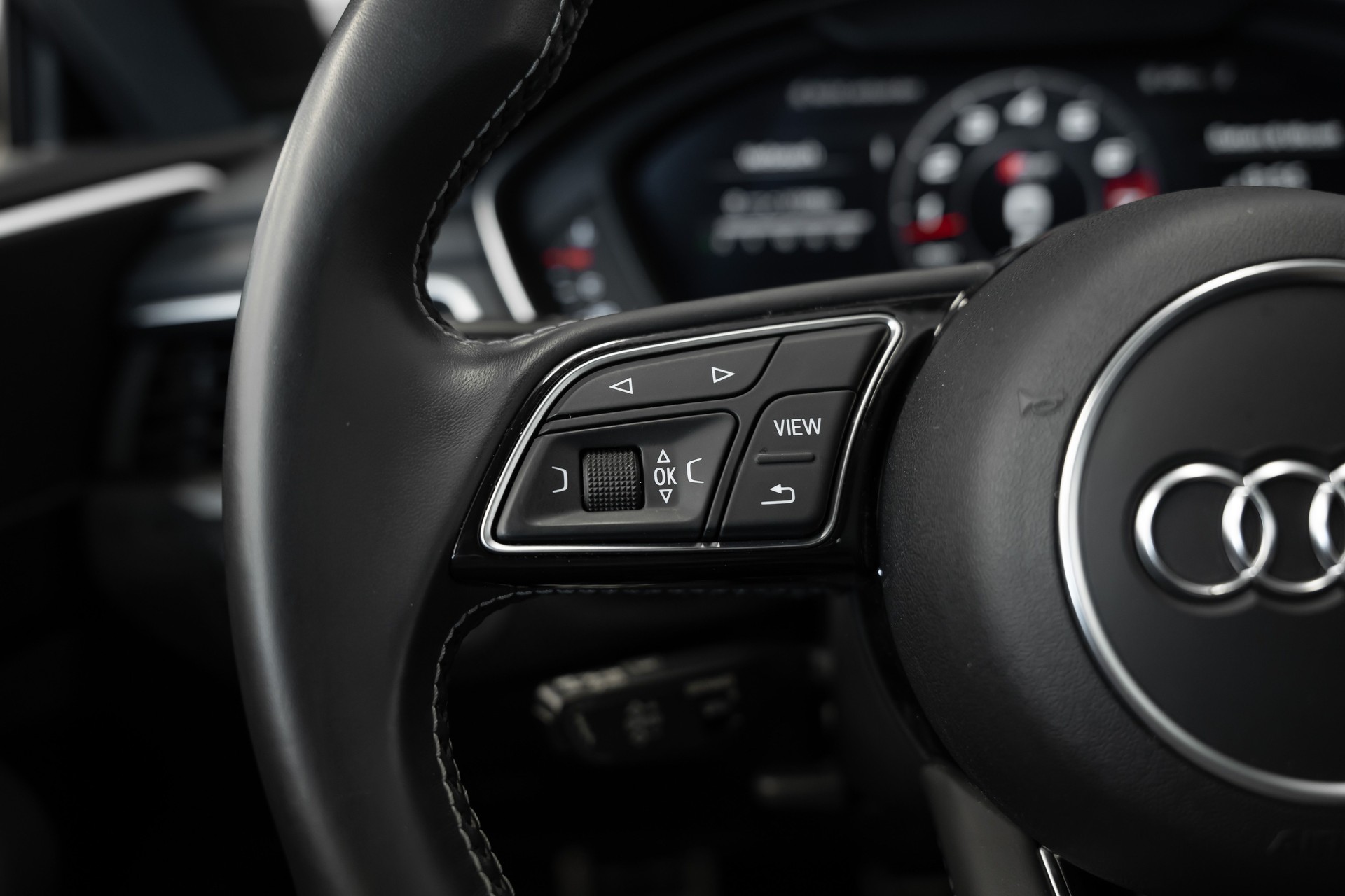 AUDI S5 Sportback 3.0 TFSI quattro tiptronic-image-22