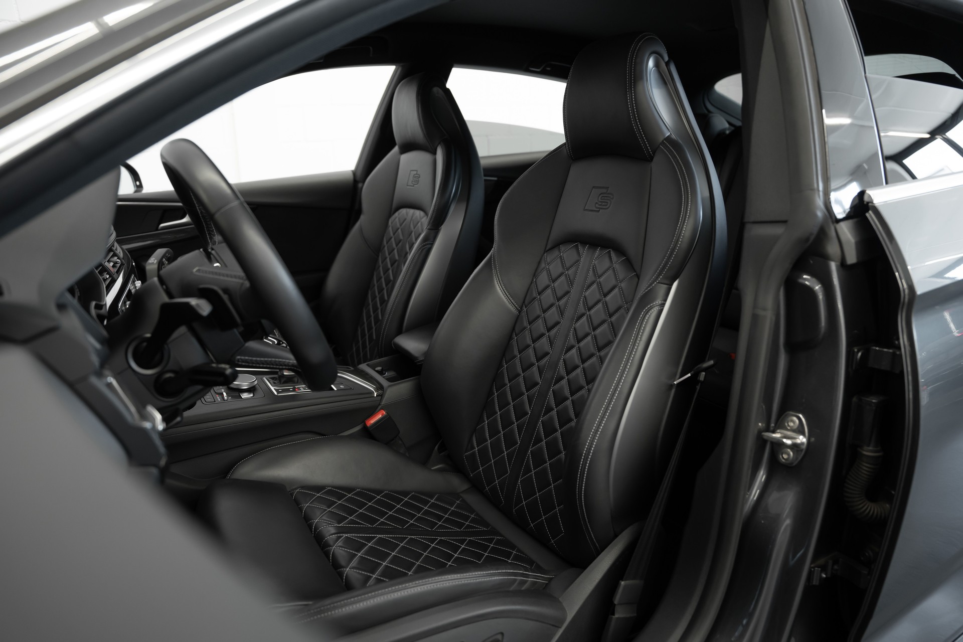 AUDI S5 Sportback 3.0 TFSI quattro tiptronic-image-10