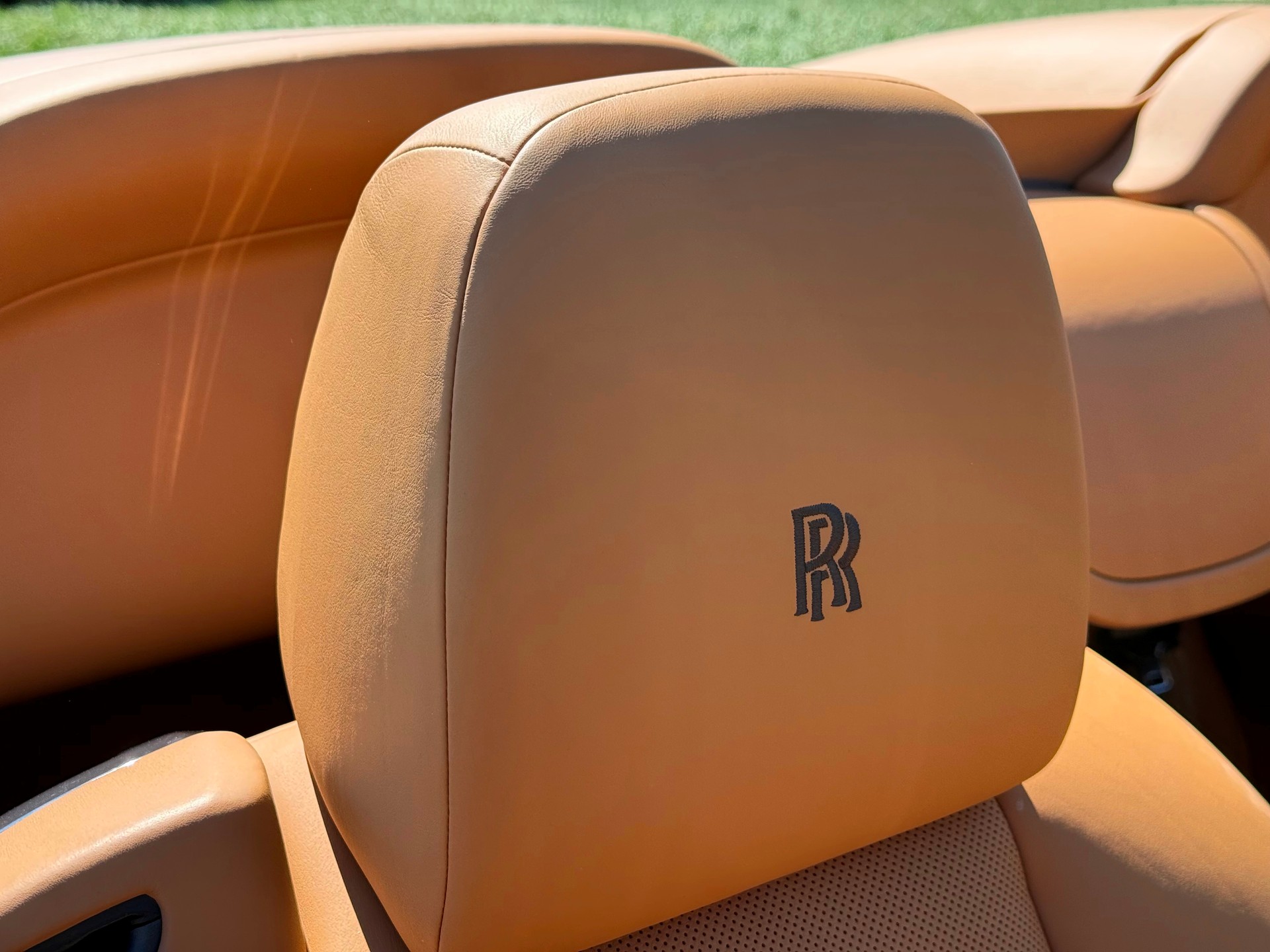 ROLLS-ROYCE Dawn 6.6 V12-image-28