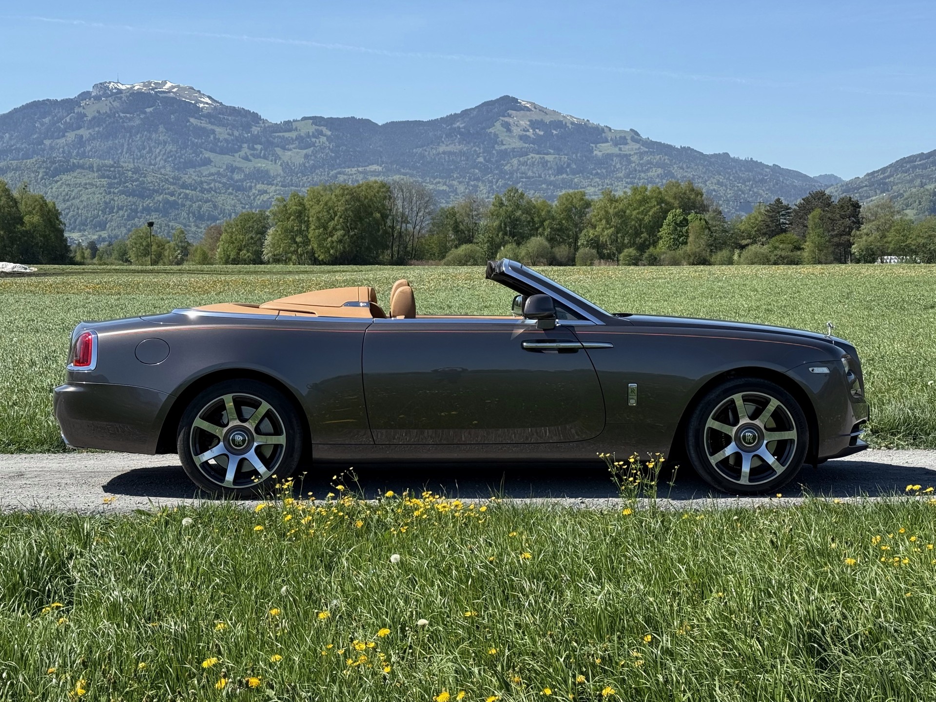 ROLLS-ROYCE Dawn 6.6 V12-image-4