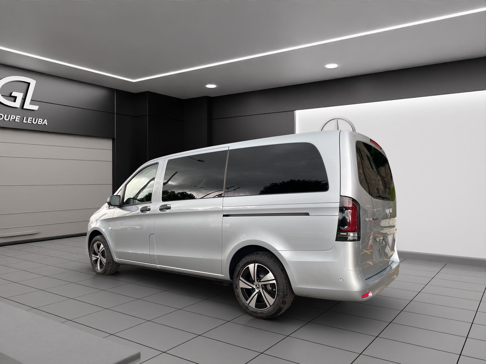 MERCEDES-BENZ Vito 116 CDI Tourer SELECT Family 4x4-image-3