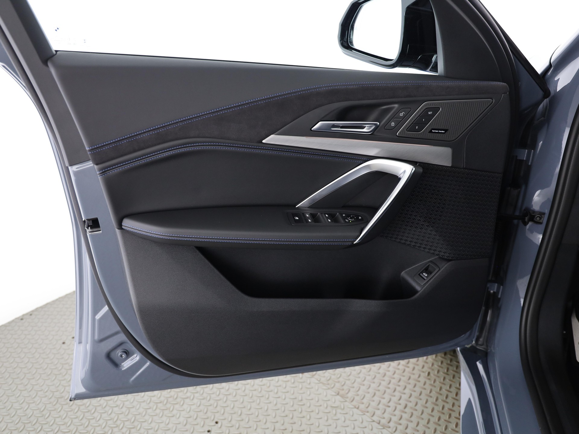 BMW X2 M35i-image-16