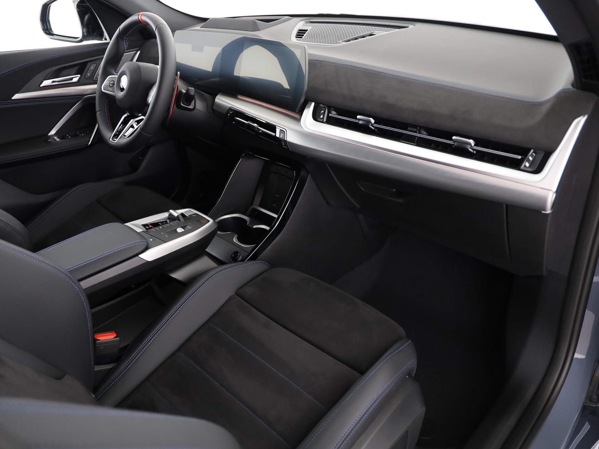 BMW X2 M35i-image-10