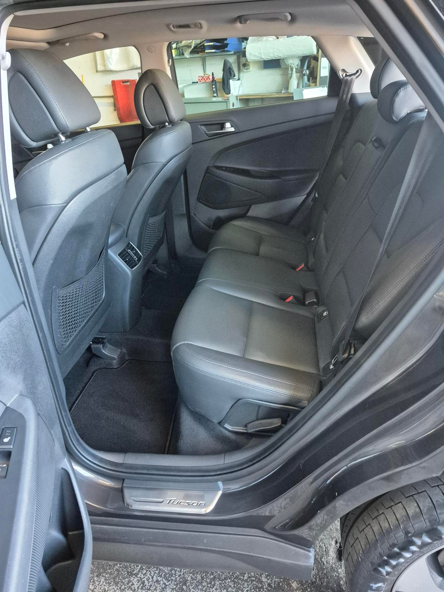 HYUNDAI Tucson 2.0 CRDI Vertex 4WD Automatic-image-12