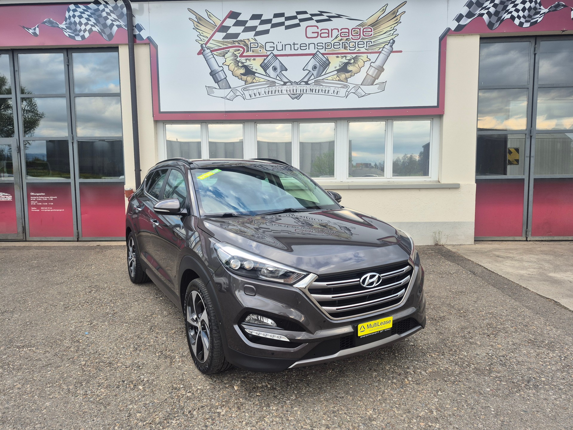 HYUNDAI Tucson 2.0 CRDI Vertex 4WD Automatic-image-9