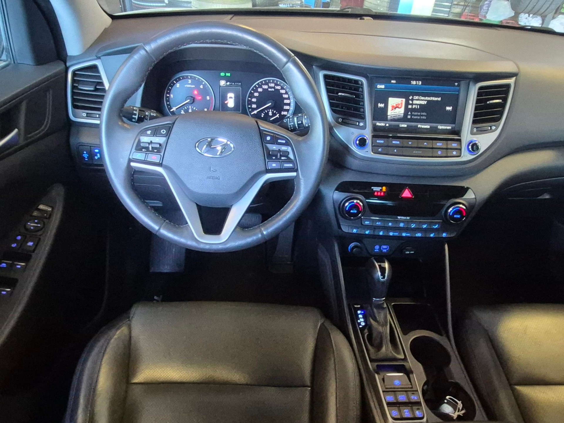 HYUNDAI Tucson 2.0 CRDI Vertex 4WD Automatic-image-15