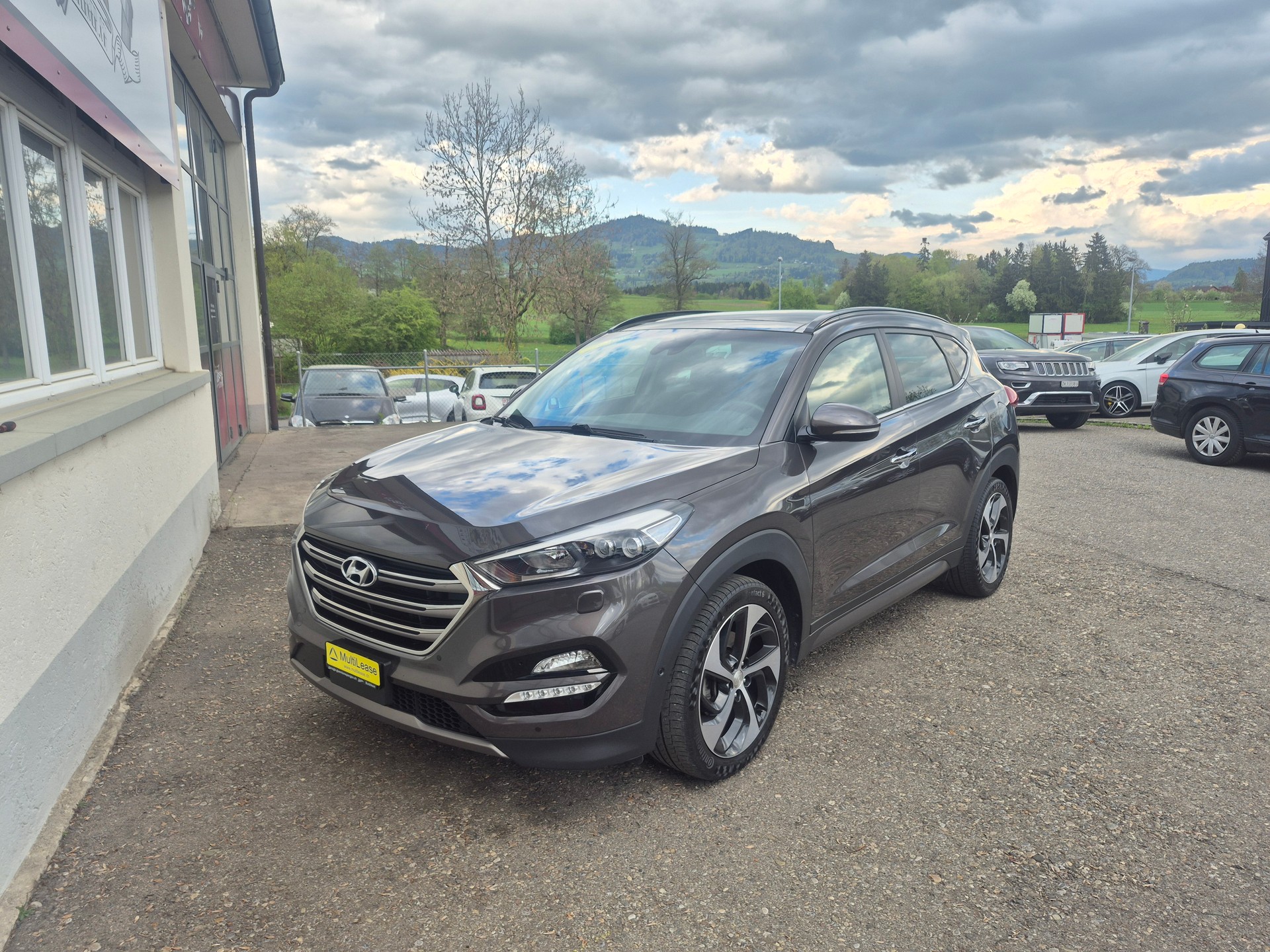 HYUNDAI Tucson 2.0 CRDI Vertex 4WD Automatic-image-2