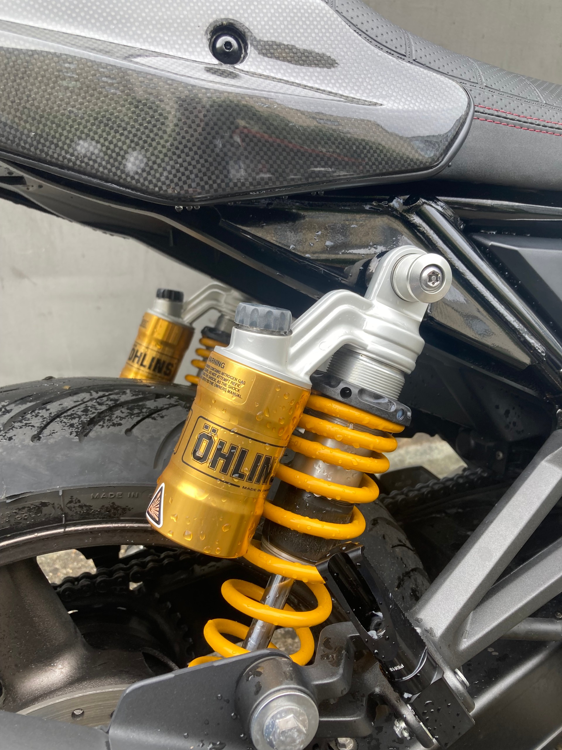 YAMAHA XJR 1300-image-1